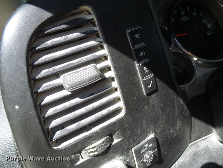 image for item DL0988 2011 Chevrolet Silverado 1500  Ext. Cab pickup truck