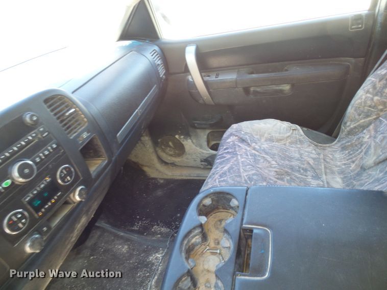 image for item DL0988 2011 Chevrolet Silverado 1500  Ext. Cab pickup truck