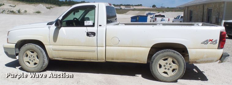image for item DL0989 2006 Chevrolet Silverado 1500  pickup truck