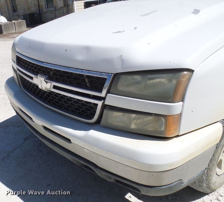 image for item DL0989 2006 Chevrolet Silverado 1500  pickup truck