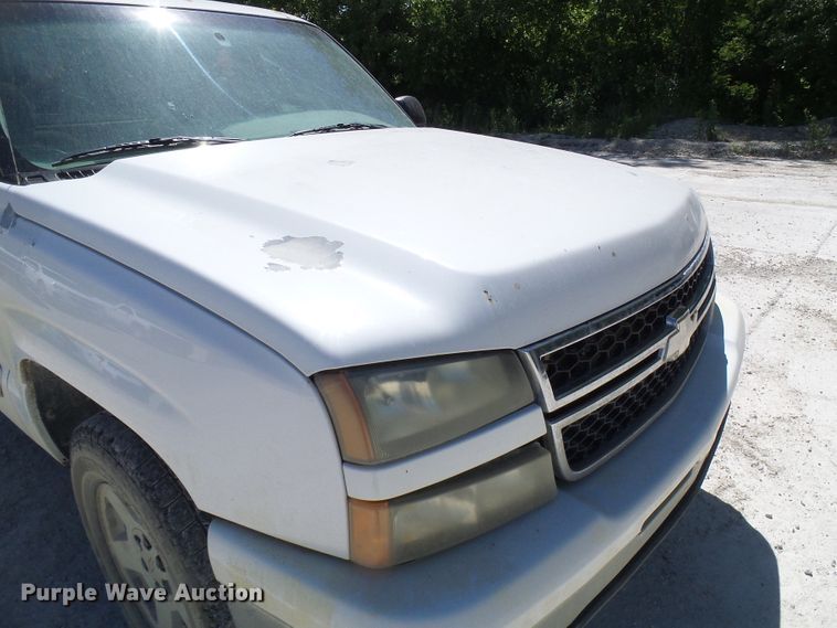 image for item DL0989 2006 Chevrolet Silverado 1500  pickup truck