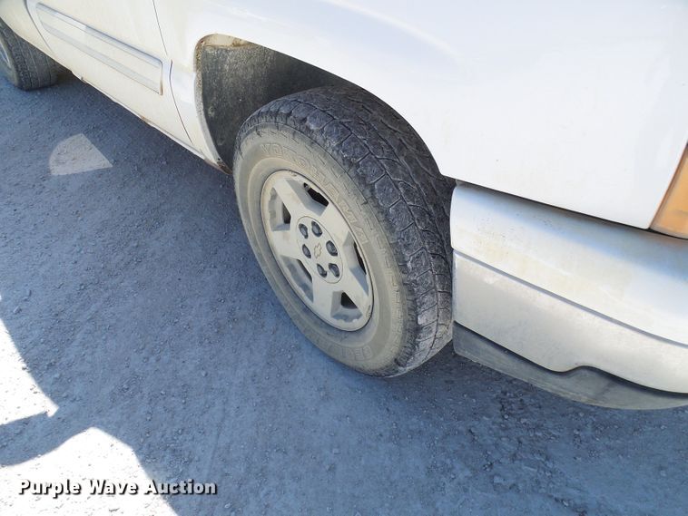 image for item DL0989 2006 Chevrolet Silverado 1500  pickup truck
