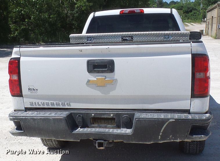 image for item DL0990 2015 Chevrolet Silverado 1500  pickup truck