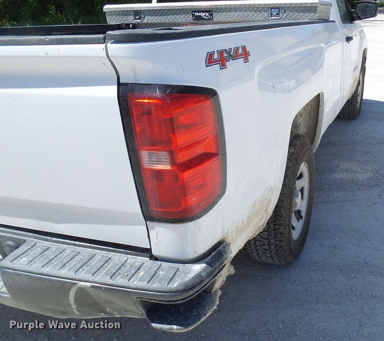 image for item DL0990 2015 Chevrolet Silverado 1500  pickup truck