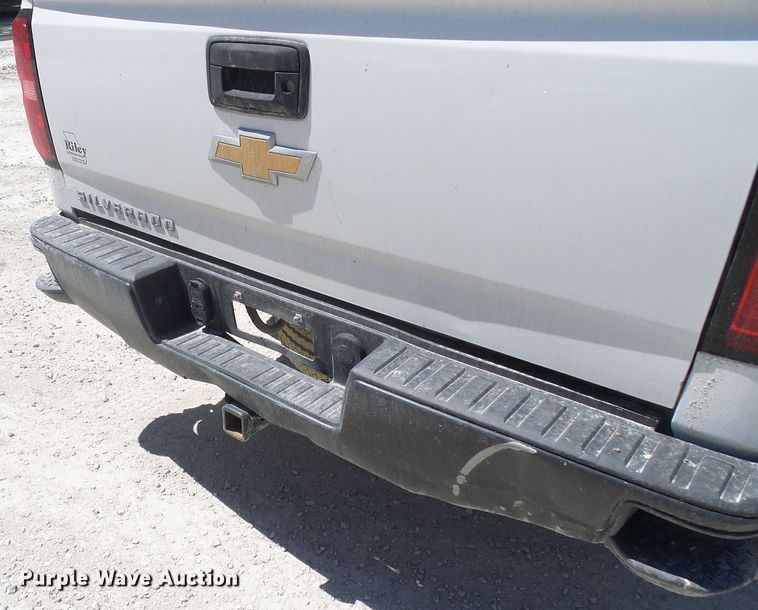 image for item DL0990 2015 Chevrolet Silverado 1500  pickup truck