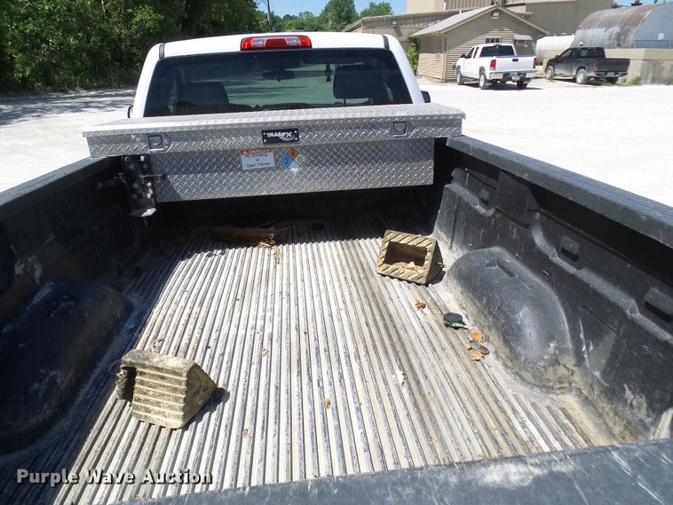 image for item DL0990 2015 Chevrolet Silverado 1500  pickup truck