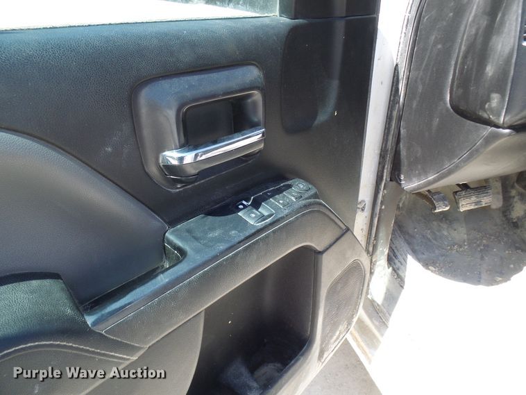 image for item DL0990 2015 Chevrolet Silverado 1500  pickup truck