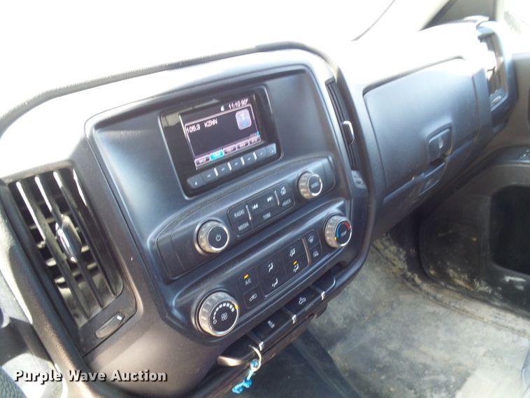 image for item DL0990 2015 Chevrolet Silverado 1500  pickup truck