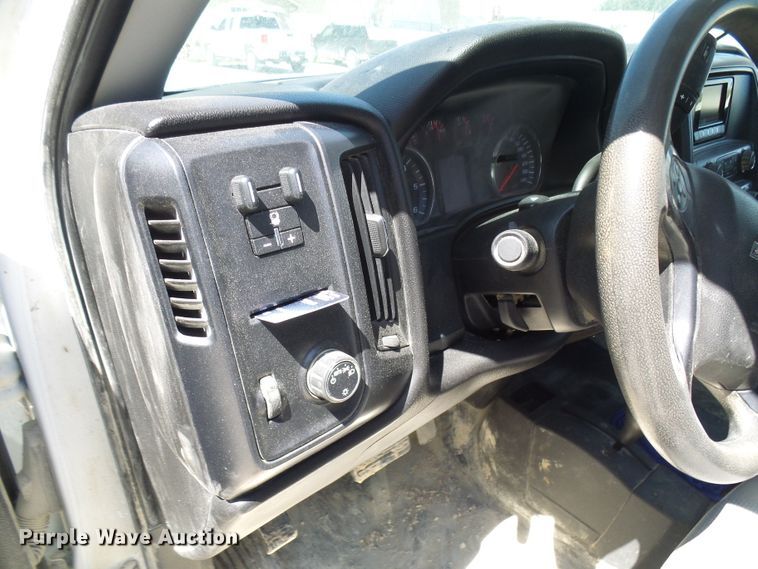 image for item DL0990 2015 Chevrolet Silverado 1500  pickup truck