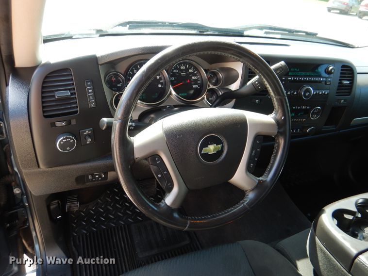 image for item DL2740 2012 Chevrolet Silverado 1500  Crew Cab pickup truck