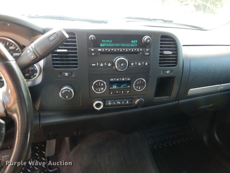 image for item DL2740 2012 Chevrolet Silverado 1500  Crew Cab pickup truck