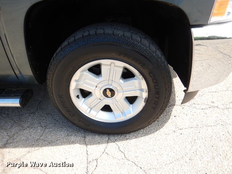 image for item DL2740 2012 Chevrolet Silverado 1500  Crew Cab pickup truck