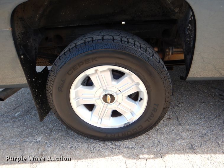 image for item DL2740 2012 Chevrolet Silverado 1500  Crew Cab pickup truck