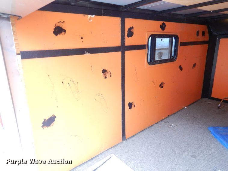 image for item DL4829 2005 Haulmark LH7X22 enclosed cargo trailer