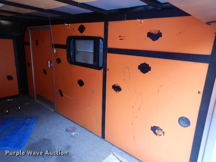 image for item DL4829 2005 Haulmark LH7X22 enclosed cargo trailer