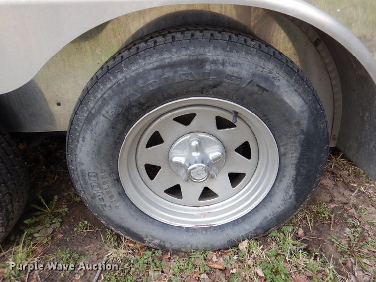 image for item DL4829 2005 Haulmark LH7X22 enclosed cargo trailer