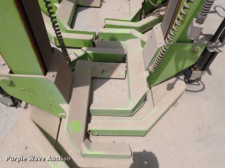 image for item DL7568 (4) ARI Hetra HDML-8 column lifts
