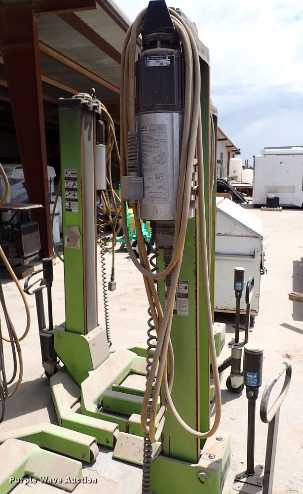 image for item DL7568 (4) ARI Hetra HDML-8 column lifts