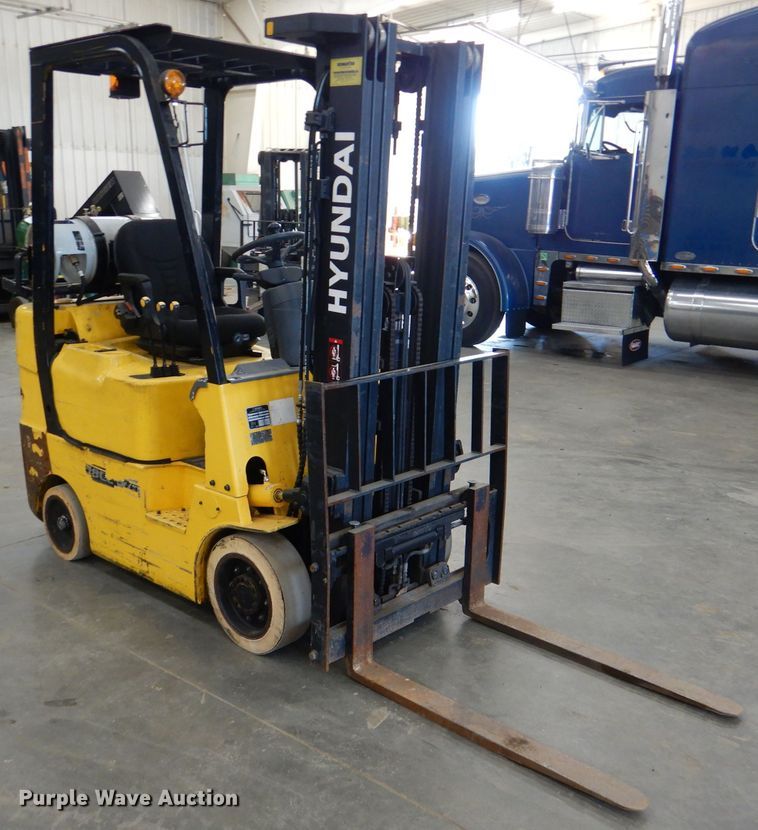 image for item DL8897 Hyundai 18LC-7A  forklift