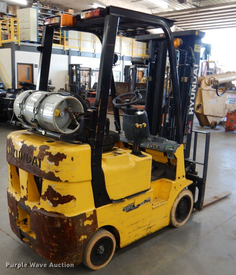 image for item DL8897 Hyundai 18LC-7A  forklift