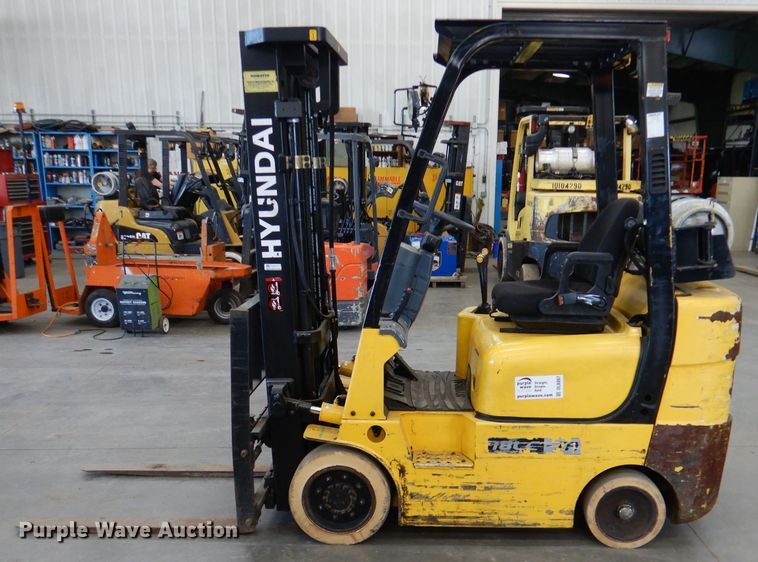 image for item DL8897 Hyundai 18LC-7A  forklift