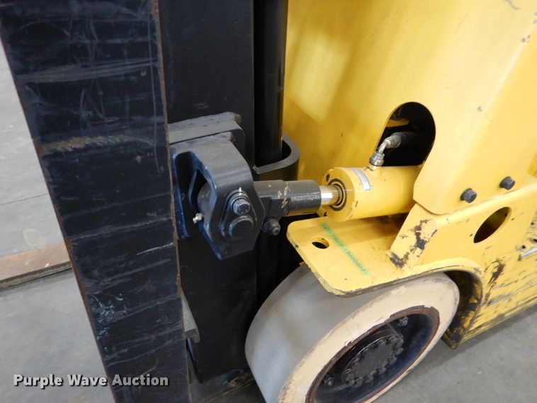 image for item DL8897 Hyundai 18LC-7A  forklift