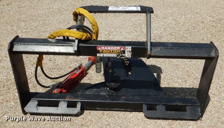 image for item DL8935 Skid steer tree shear