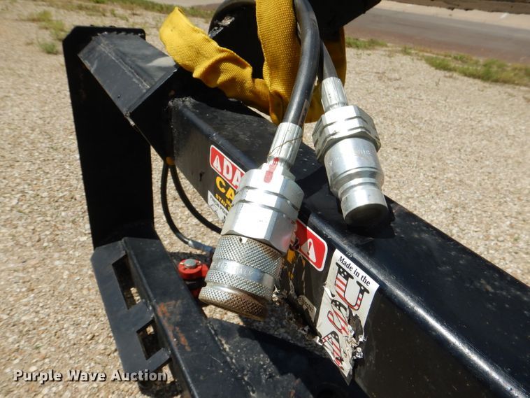 image for item DL8935 Skid steer tree shear