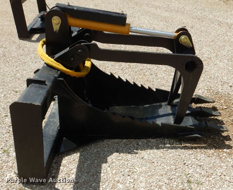 image for item DL8936 18"W skid steer stump grapple bucket