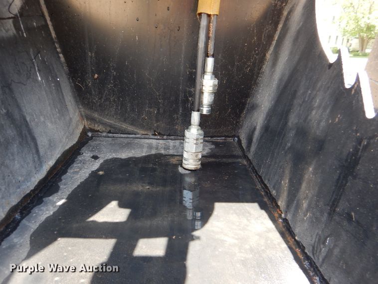 image for item DL8936 18"W skid steer stump grapple bucket