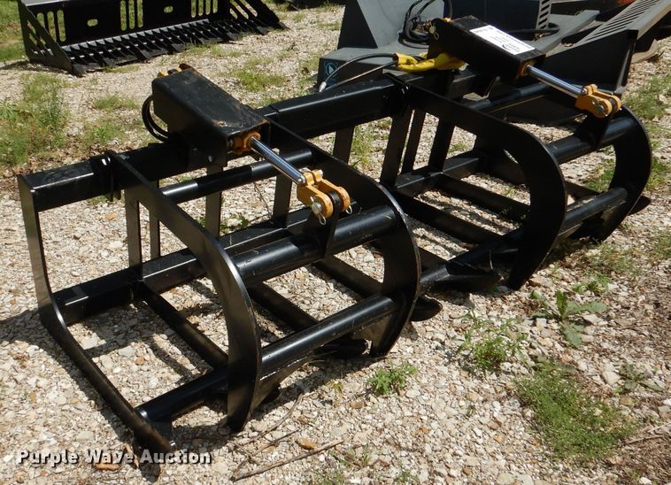 image for item DL8940 76"W skid steer grapple bucket