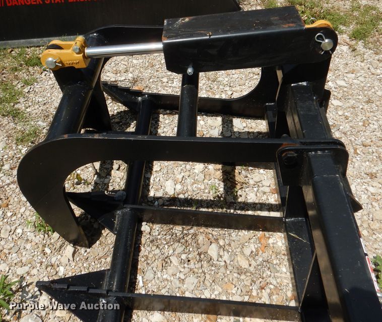 image for item DL8940 76"W skid steer grapple bucket