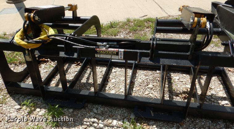 image for item DL8940 76"W skid steer grapple bucket