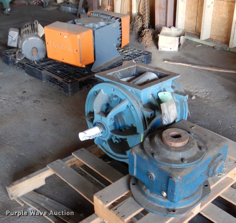 image for item DL8970 (2) air locks