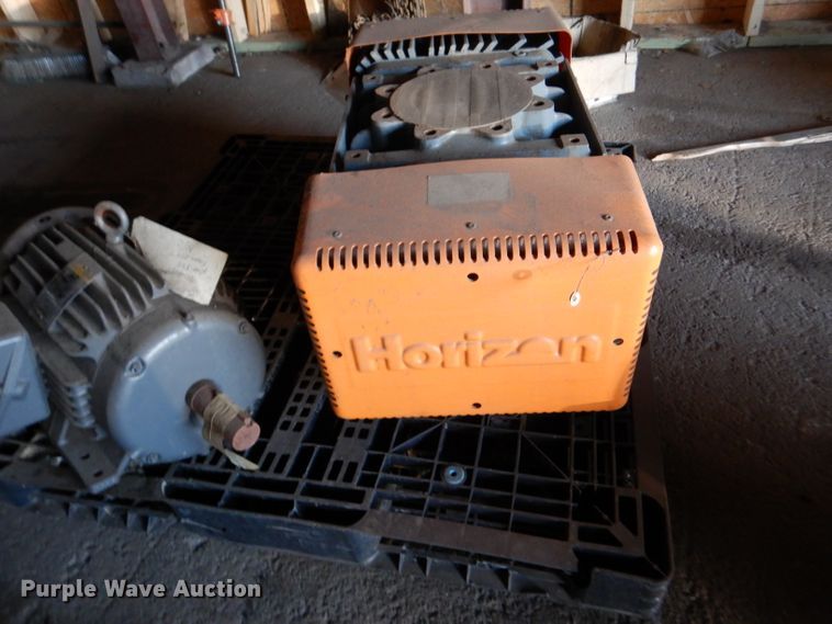 image for item DL8970 (2) air locks