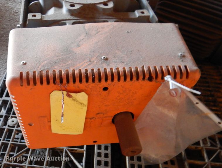 image for item DL8970 (2) air locks