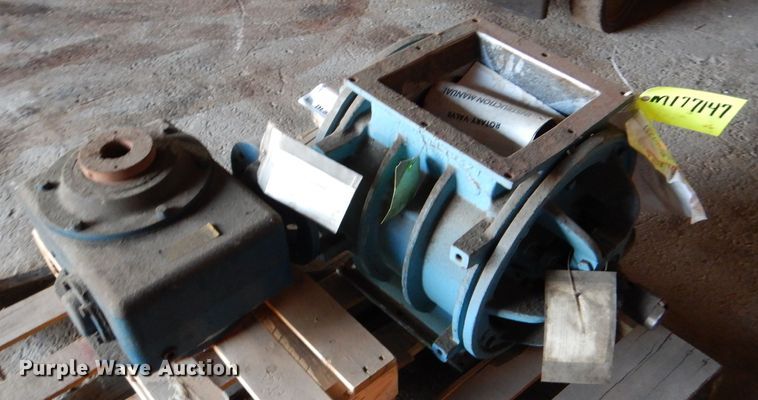 image for item DL8970 (2) air locks