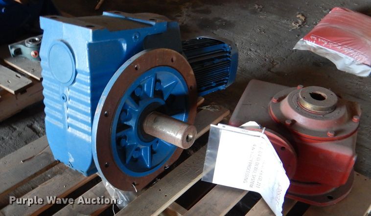 image for item DL8974 (6) gearboxes