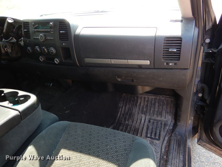 image for item DL8975 2007 Chevrolet Silverado 1500  pickup truck