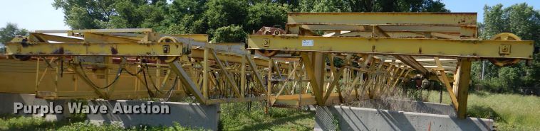 image for item DL8977 (2) bridge cranes