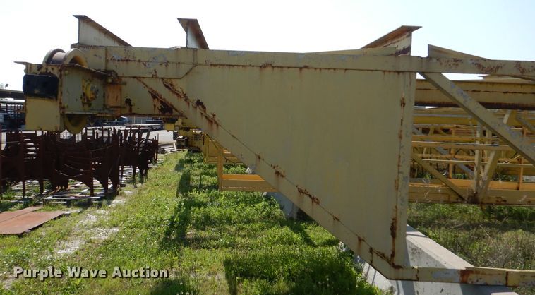 image for item DL8977 (2) bridge cranes