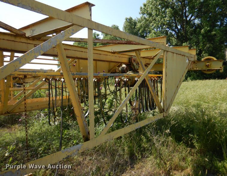 image for item DL8977 (2) bridge cranes