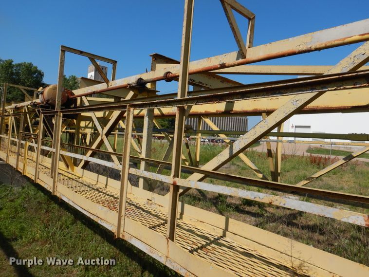 image for item DL8977 (2) bridge cranes