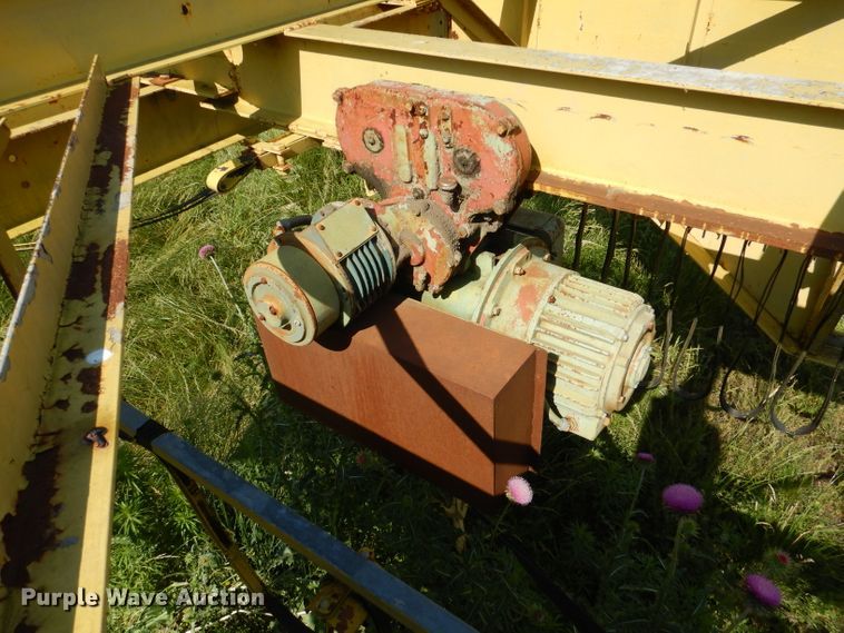 image for item DL8977 (2) bridge cranes