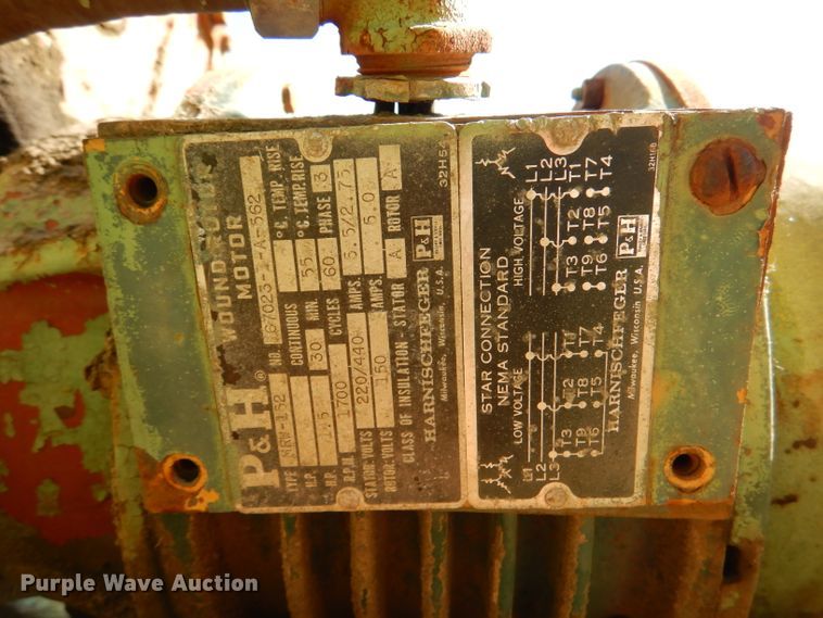 image for item DL8977 (2) bridge cranes