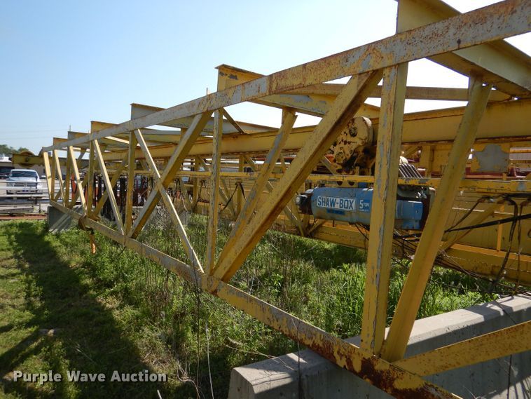 image for item DL8977 (2) bridge cranes