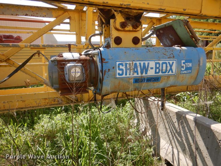 image for item DL8977 (2) bridge cranes