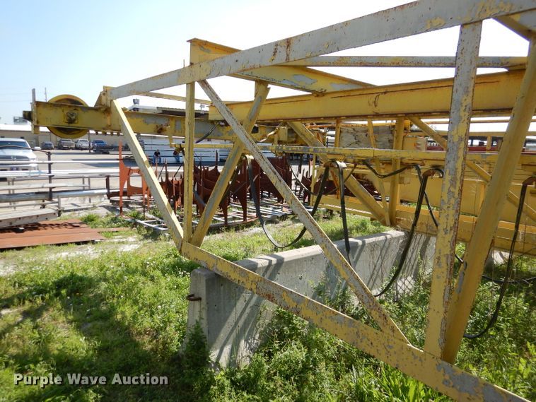 image for item DL8977 (2) bridge cranes