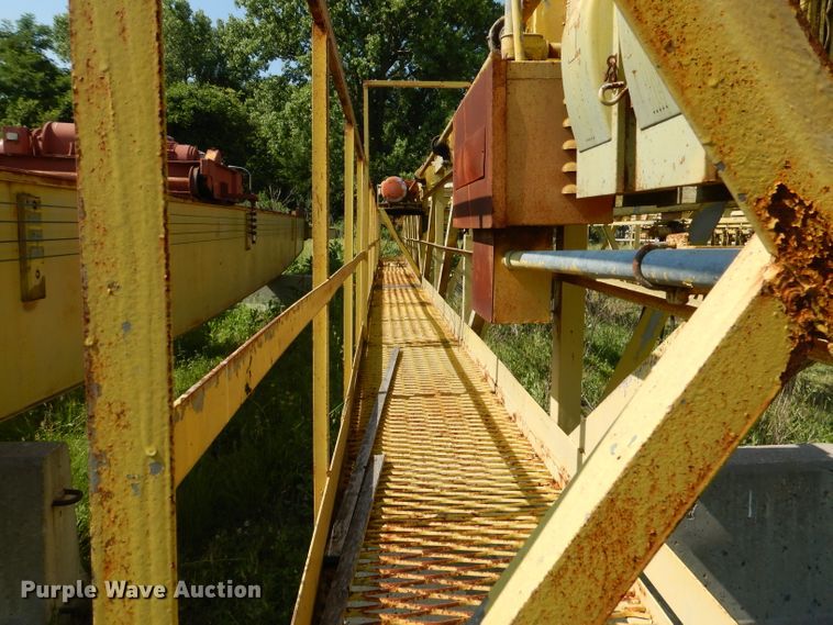 image for item DL8977 (2) bridge cranes