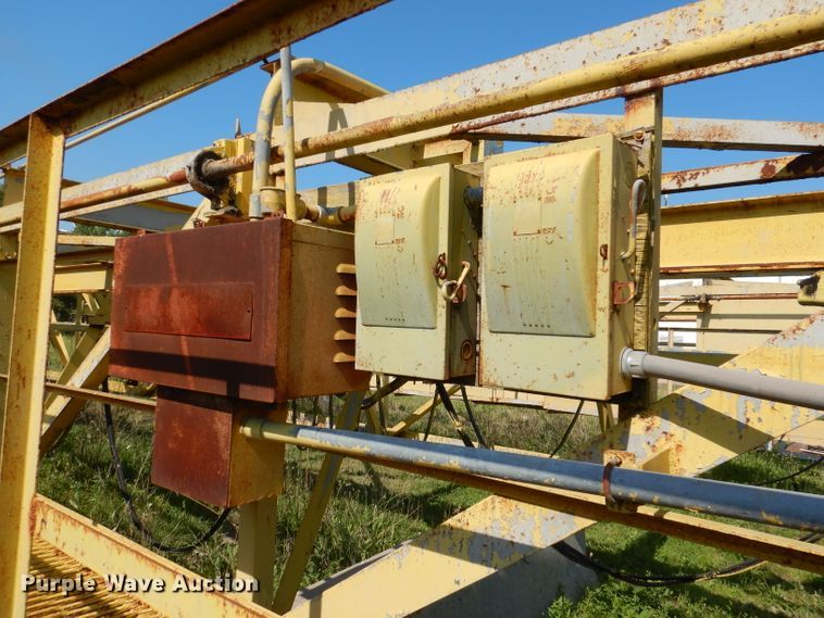 image for item DL8977 (2) bridge cranes